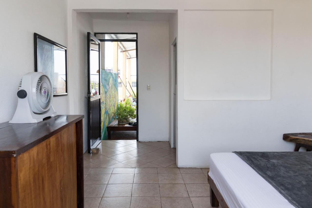 Residencia Artística Albergue Puerto Escondido (Oaxaca)